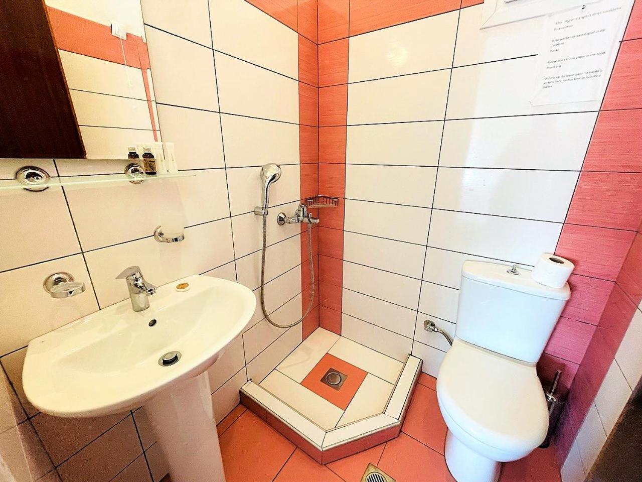 Seagarden 2 Hotel Potos Eksteriør billede